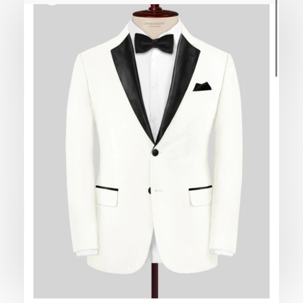 Ivory Wool Tuxedo Jacket ⭐️NEW⭐️